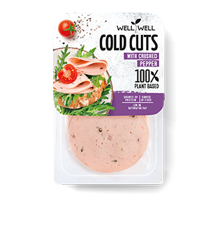 Cold cuts with crushed pepper